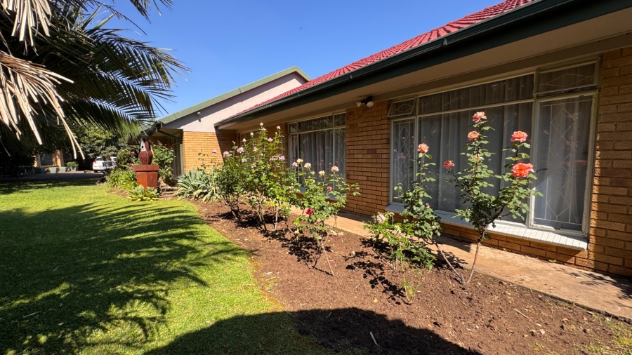 4 Bedroom Property for Sale in Three Rivers East Gauteng