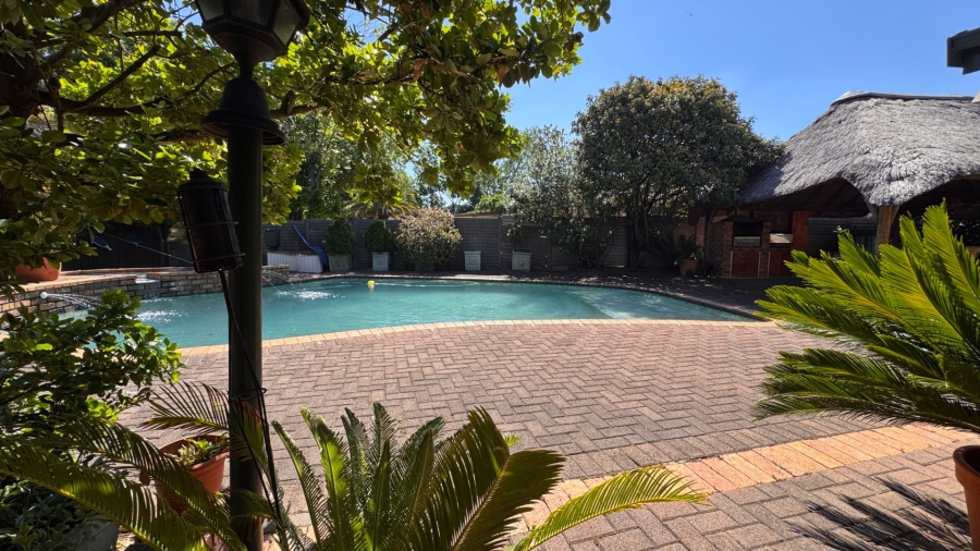 4 Bedroom Property for Sale in Three Rivers East Gauteng