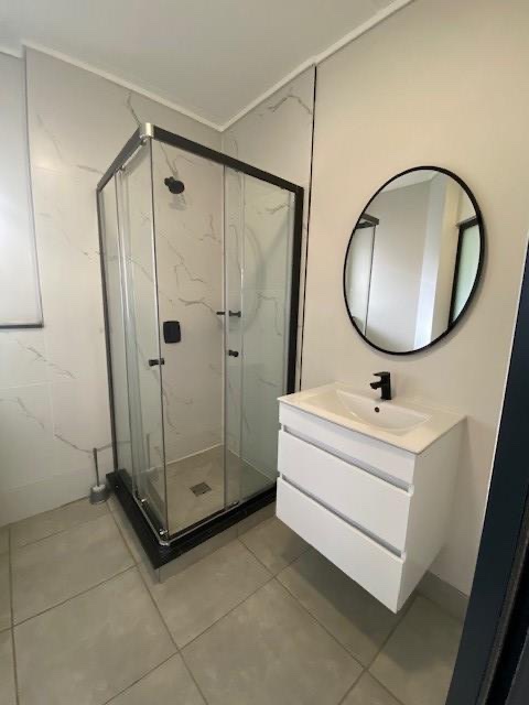 To Let 1 Bedroom Property for Rent in Waterfall Heights Gauteng