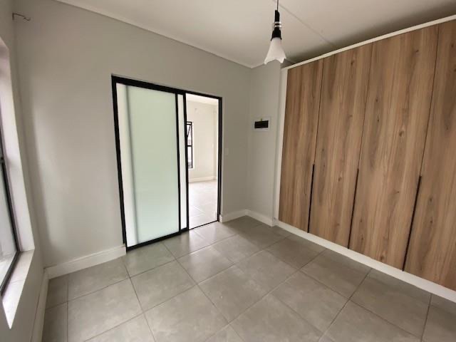 To Let 1 Bedroom Property for Rent in Waterfall Heights Gauteng
