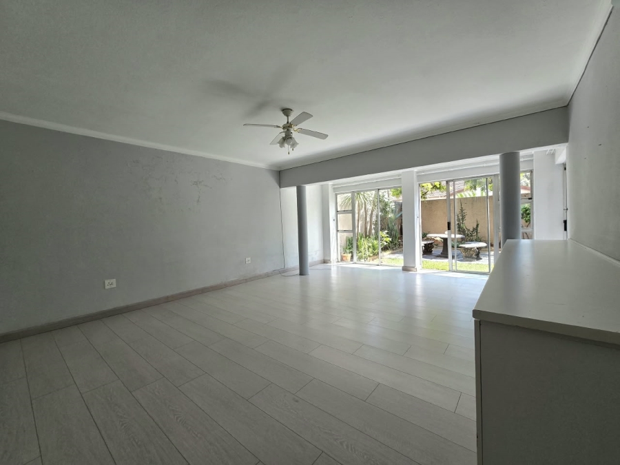 5 Bedroom Property for Sale in New Redruth Gauteng