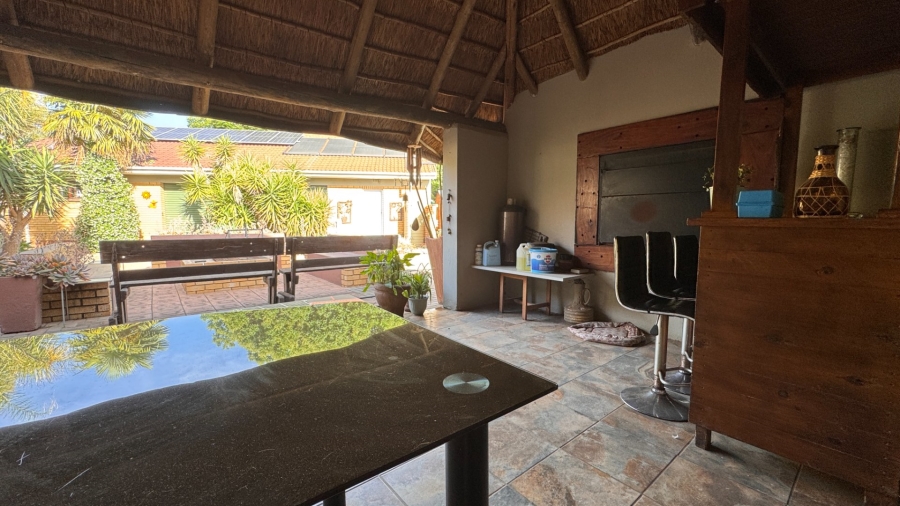 4 Bedroom Property for Sale in Three Rivers East Gauteng