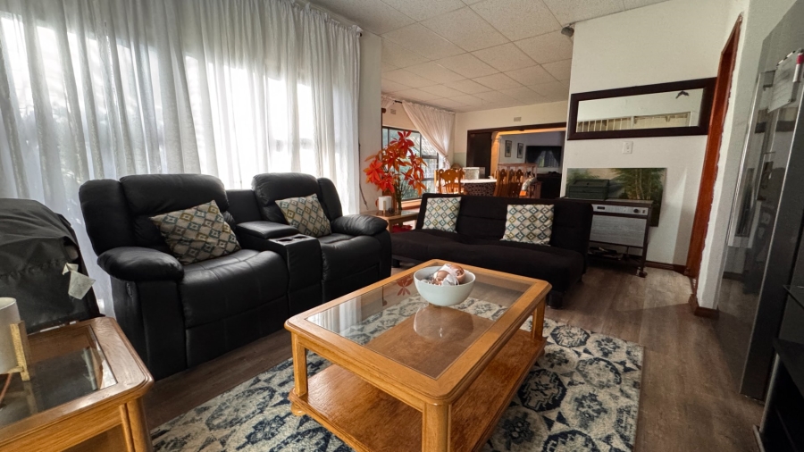 4 Bedroom Property for Sale in Three Rivers East Gauteng