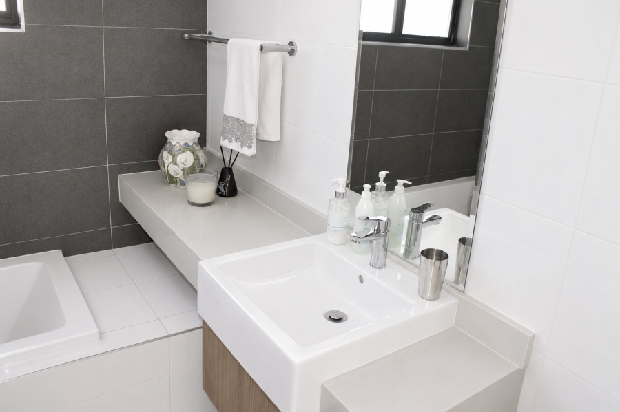 3 Bedroom Property for Sale in Southdowns Estate Gauteng