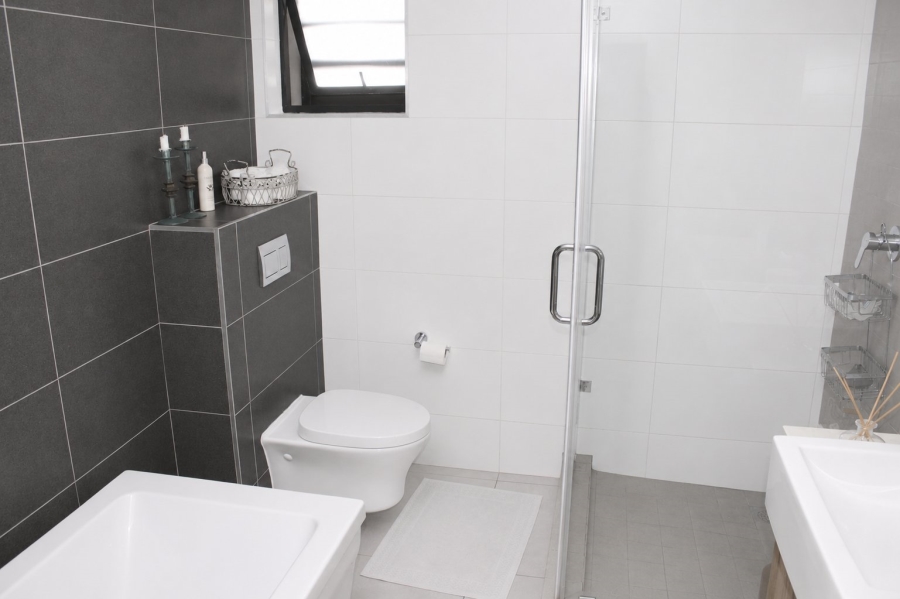 3 Bedroom Property for Sale in Southdowns Estate Gauteng