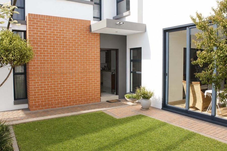 3 Bedroom Property for Sale in Southdowns Estate Gauteng