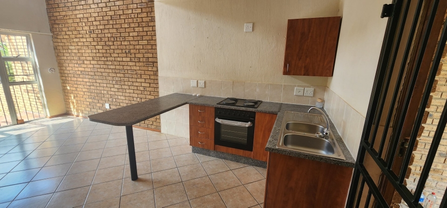 2 Bedroom Property for Sale in Honeypark Gauteng