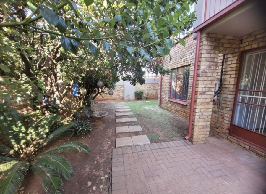 3 Bedroom Property for Sale in Zwartkop Gauteng