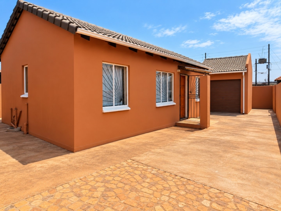 3 Bedroom Property for Sale in Protea Glen Gauteng