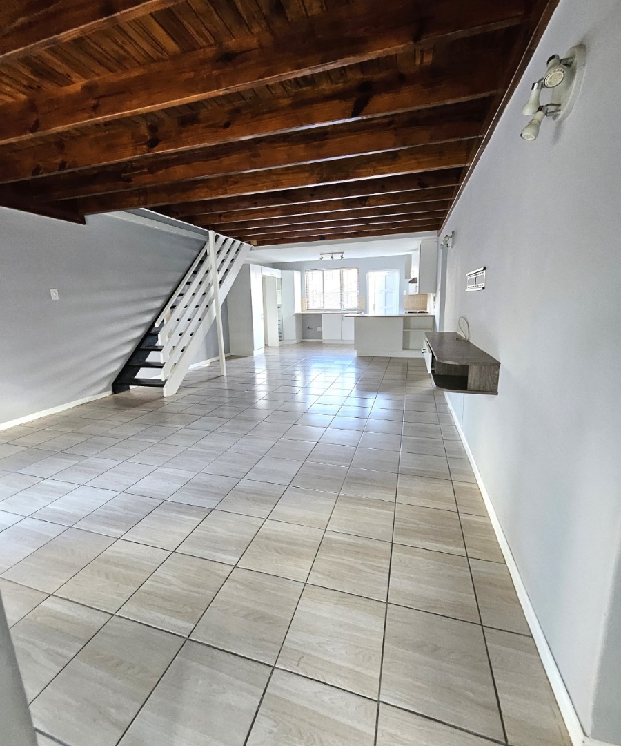 4 Bedroom Property for Sale in Halfway Gardens Gauteng
