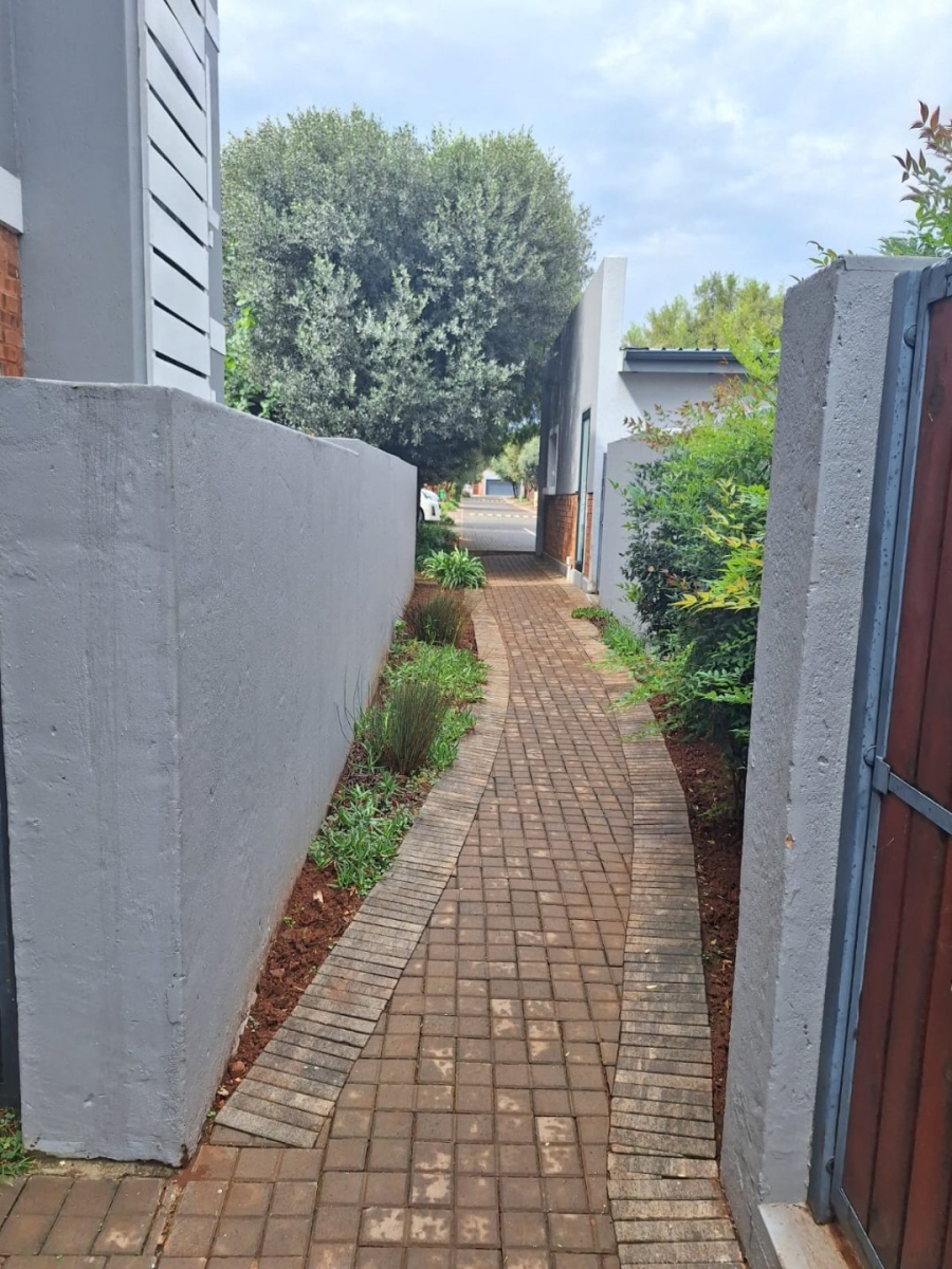  Bedroom Property for Sale in Montana Gauteng