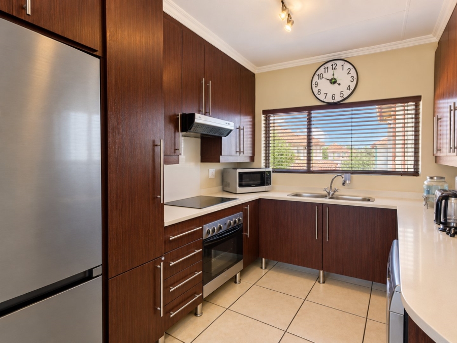 2 Bedroom Property for Sale in Greenstone Hill Gauteng