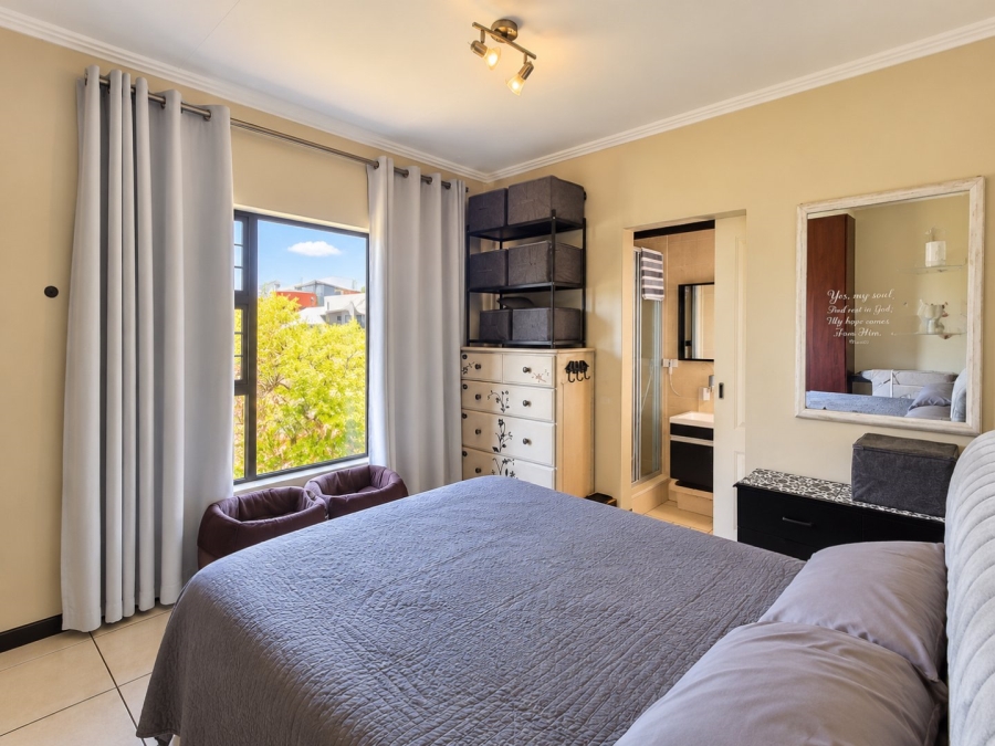 2 Bedroom Property for Sale in Greenstone Hill Gauteng