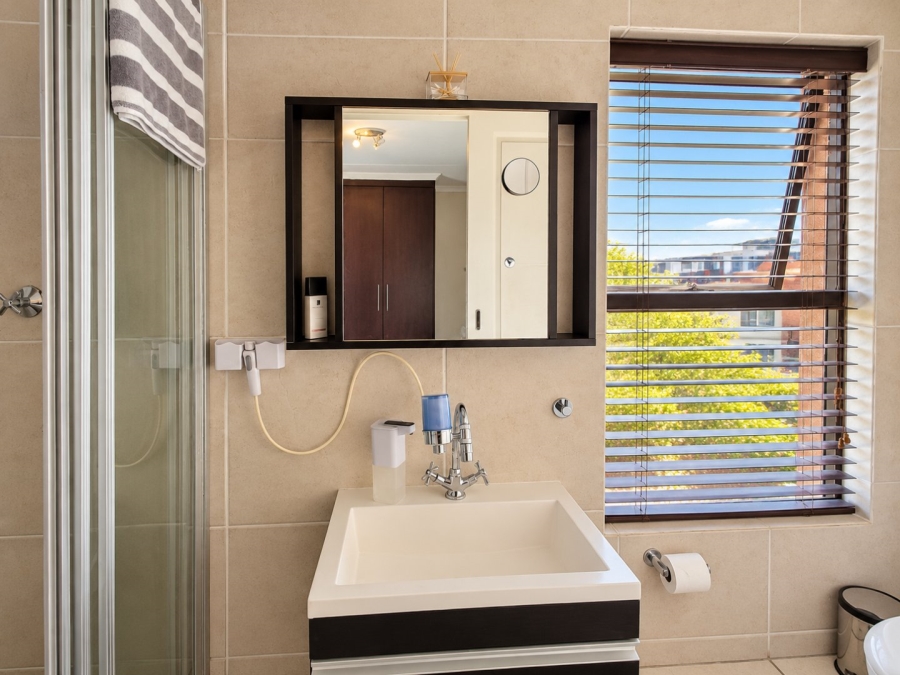 2 Bedroom Property for Sale in Greenstone Hill Gauteng