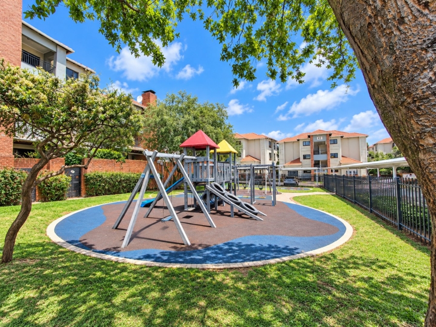 2 Bedroom Property for Sale in Greenstone Hill Gauteng