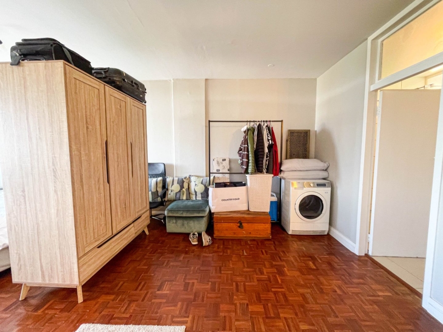 To Let 1 Bedroom Property for Rent in Benmore Gardens Gauteng
