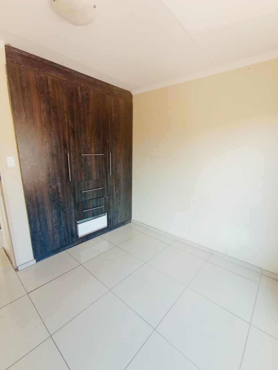 To Let 2 Bedroom Property for Rent in Soshanguve VV Gauteng