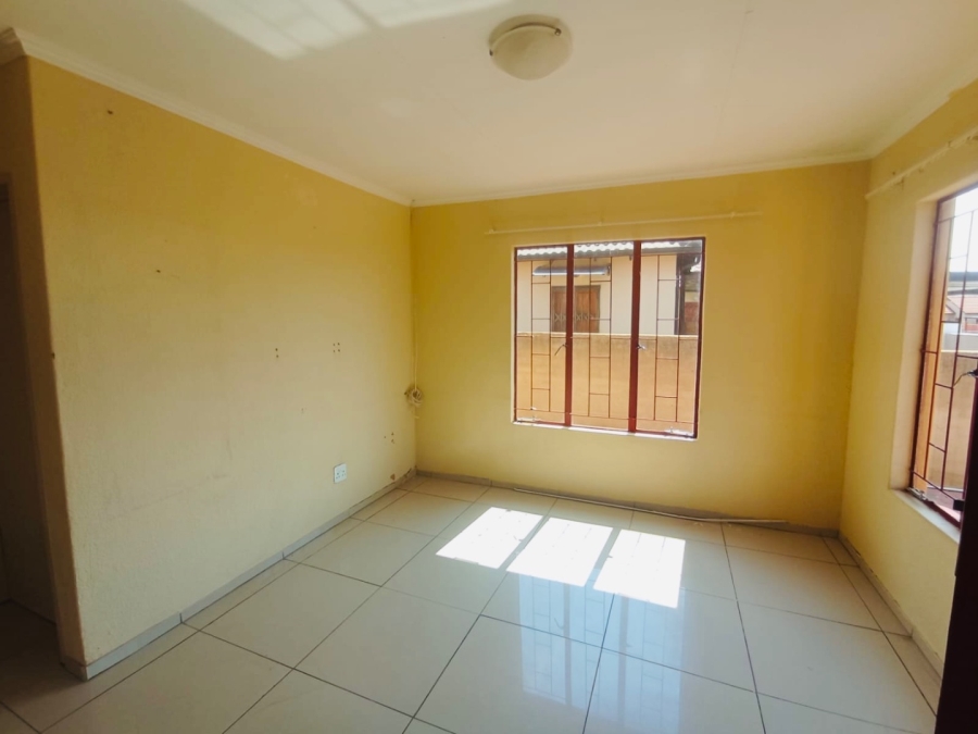 To Let 2 Bedroom Property for Rent in Soshanguve VV Gauteng