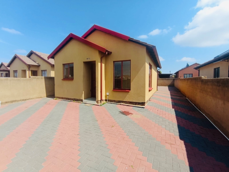 To Let 2 Bedroom Property for Rent in Soshanguve VV Gauteng