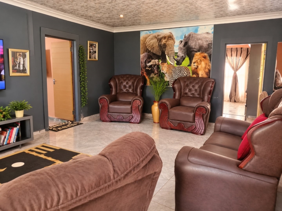 3 Bedroom Property for Sale in Lenasia South Gauteng