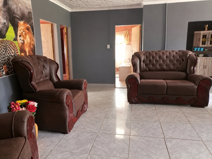 3 Bedroom Property for Sale in Lenasia South Gauteng