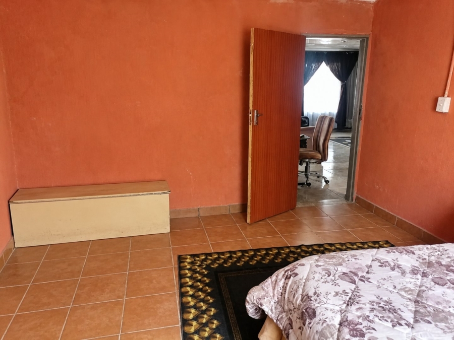 3 Bedroom Property for Sale in Lenasia South Gauteng