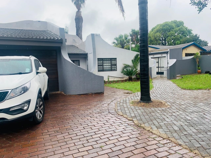 To Let 3 Bedroom Property for Rent in Norkem Park Gauteng