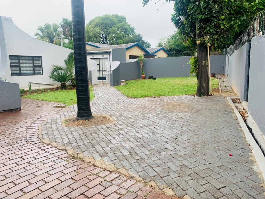 To Let 3 Bedroom Property for Rent in Norkem Park Gauteng