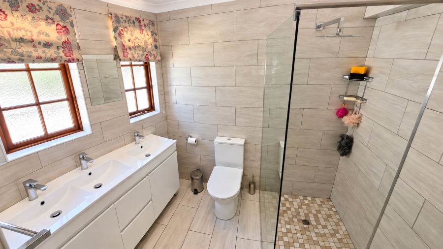 2 Bedroom Property for Sale in Lonehill Gauteng