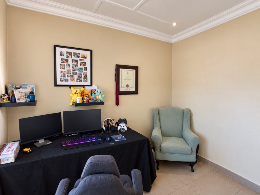 3 Bedroom Property for Sale in Sunnyridge Gauteng