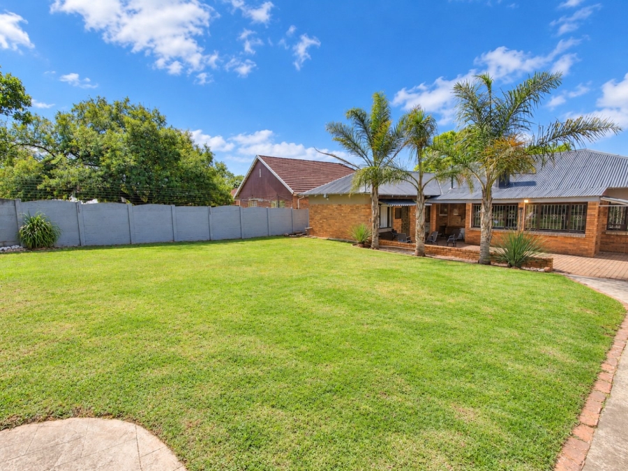 3 Bedroom Property for Sale in Sunnyridge Gauteng