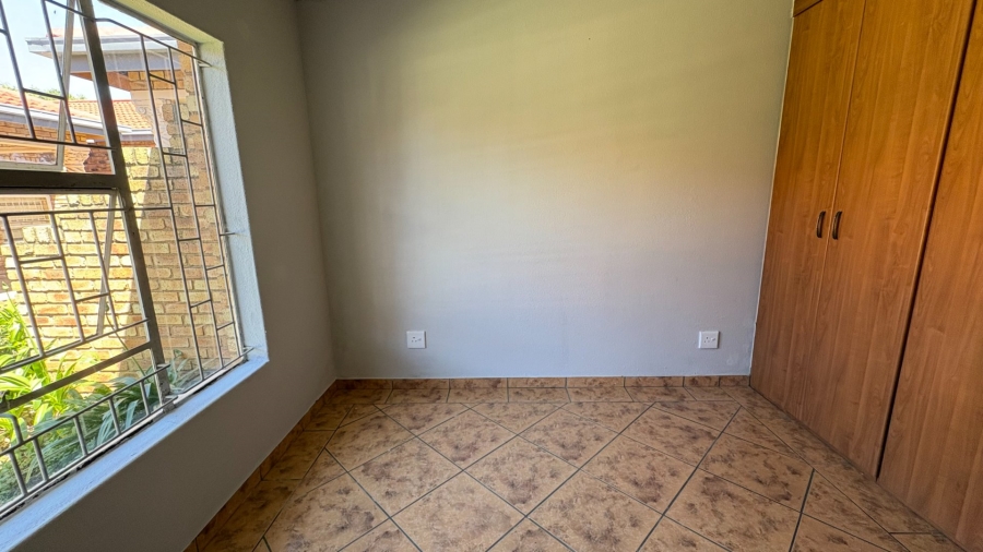 2 Bedroom Property for Sale in Van Dyk Park Gauteng