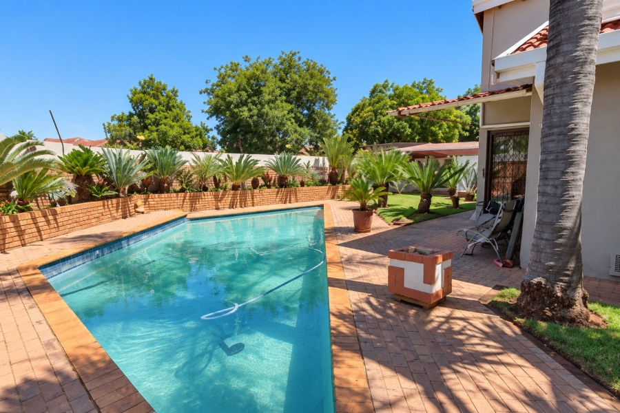 6 Bedroom Property for Sale in Morganridge Gauteng