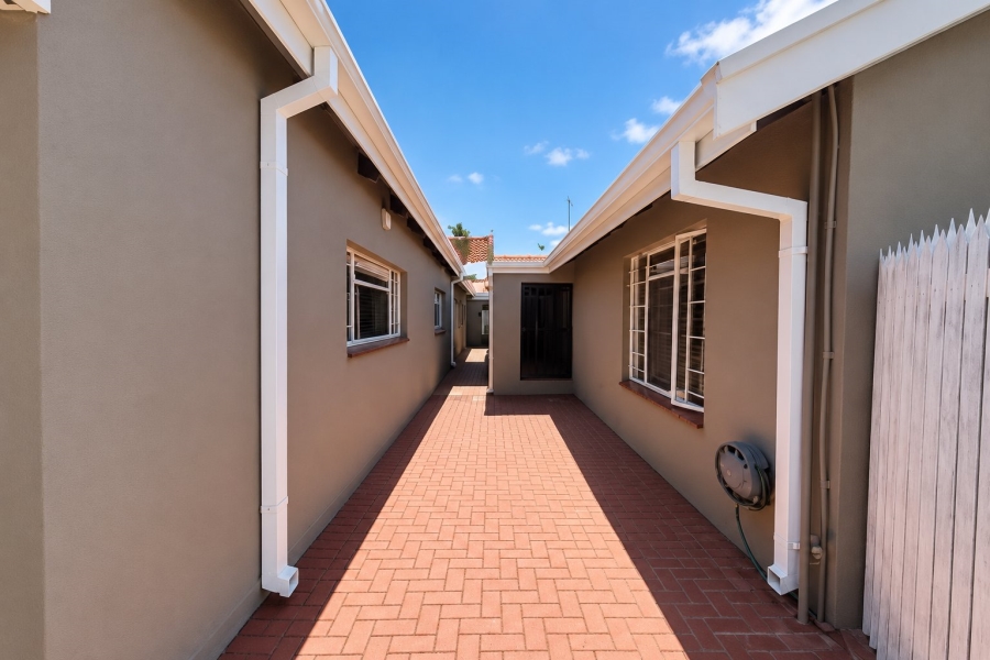 6 Bedroom Property for Sale in Morganridge Gauteng