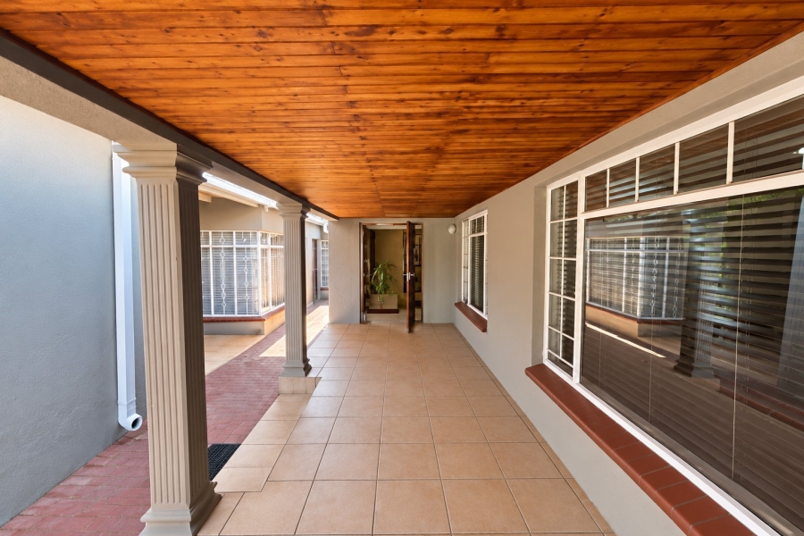 6 Bedroom Property for Sale in Morganridge Gauteng