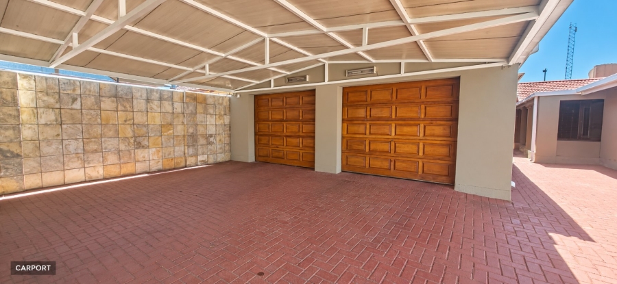 6 Bedroom Property for Sale in Morganridge Gauteng