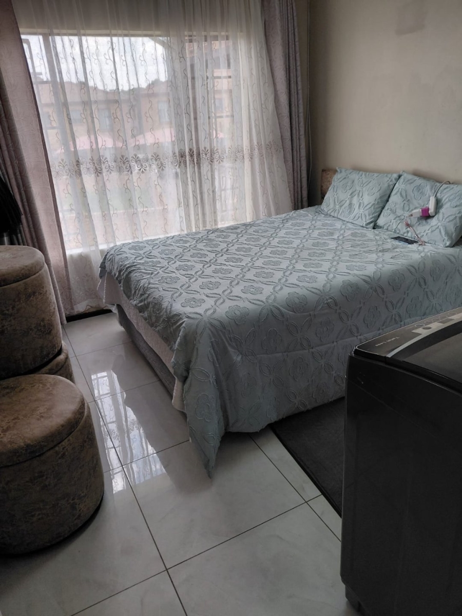 3 Bedroom Property for Sale in Sonneveld Gauteng
