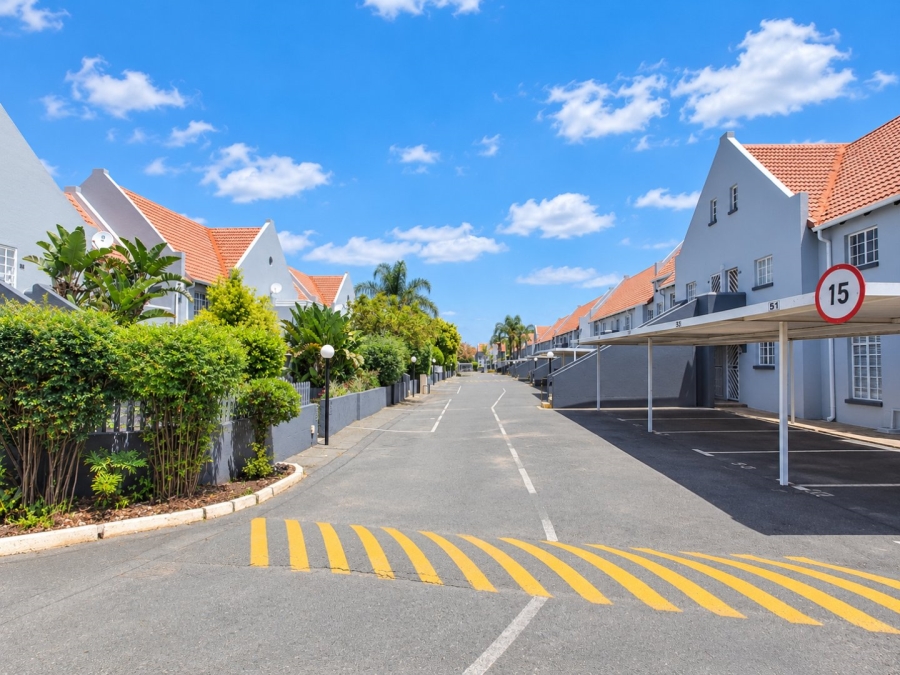 2 Bedroom Property for Sale in Eden Glen Gauteng