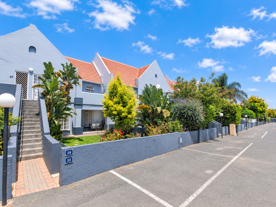 2 Bedroom Property for Sale in Eden Glen Gauteng