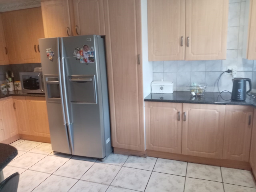 3 Bedroom Property for Sale in Pollak Park Gauteng