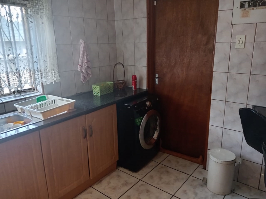 3 Bedroom Property for Sale in Pollak Park Gauteng