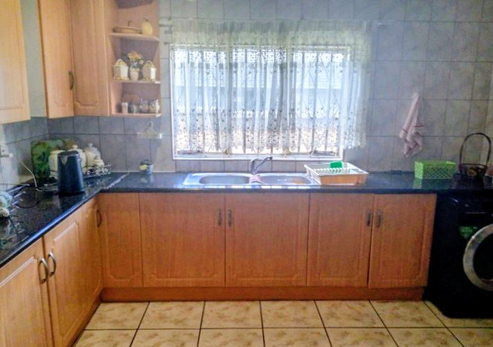 3 Bedroom Property for Sale in Pollak Park Gauteng
