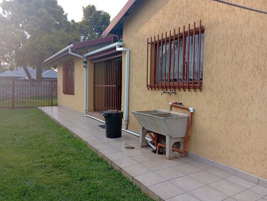 3 Bedroom Property for Sale in Pollak Park Gauteng