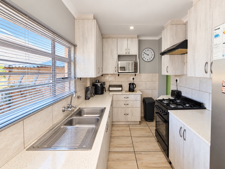 3 Bedroom Property for Sale in Primrose Gauteng