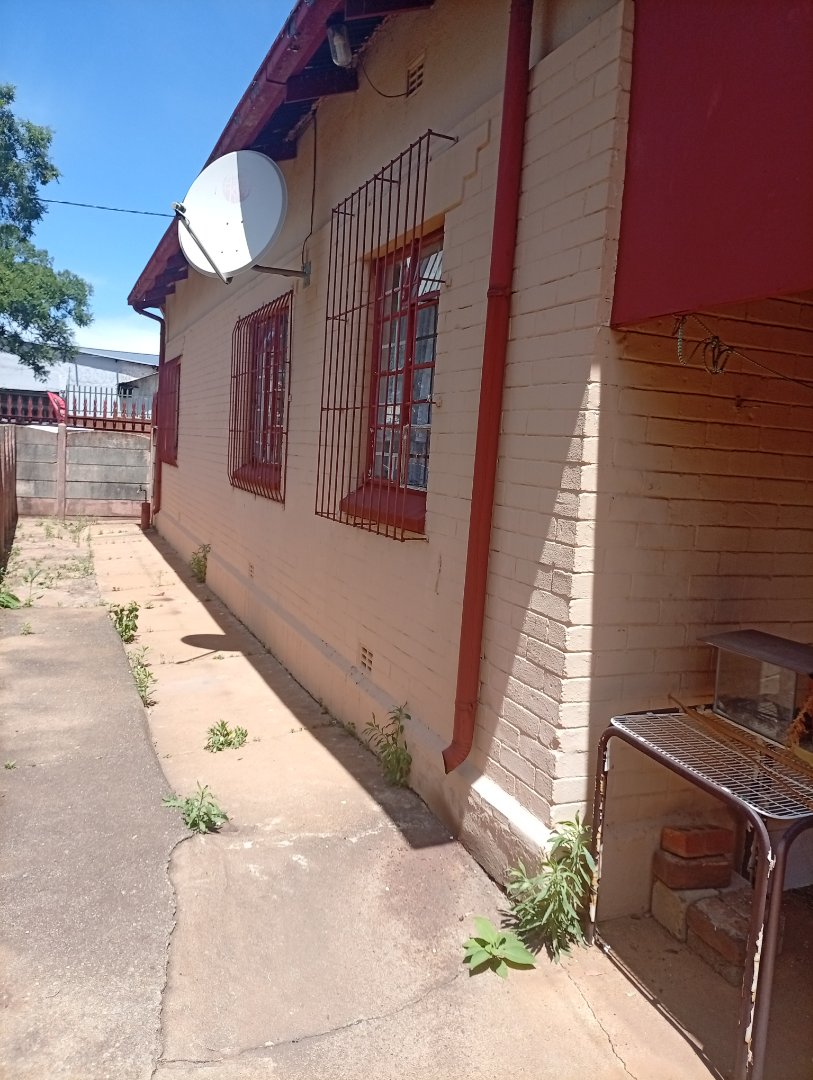 2 Bedroom Property for Sale in Newlands Gauteng