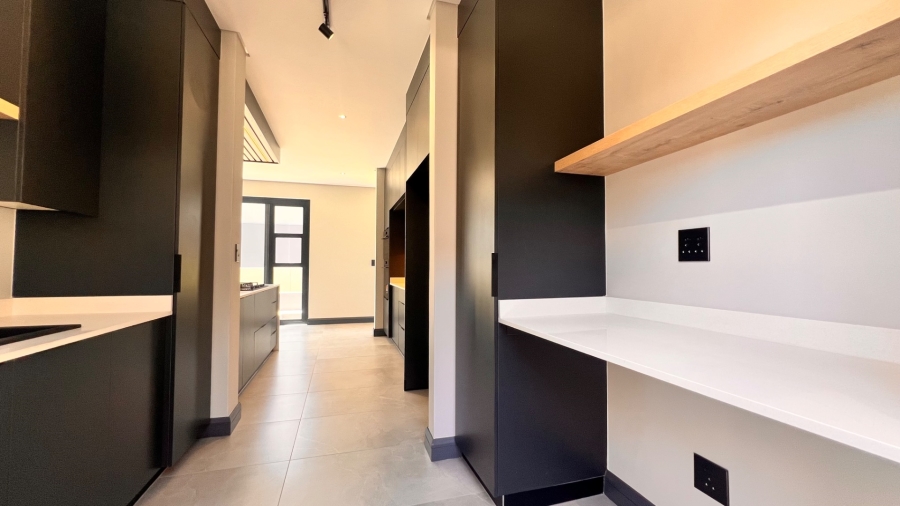 4 Bedroom Property for Sale in Fountainbrook Estate Gauteng