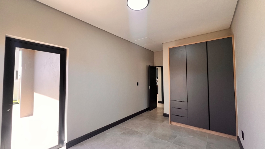 4 Bedroom Property for Sale in Fountainbrook Estate Gauteng