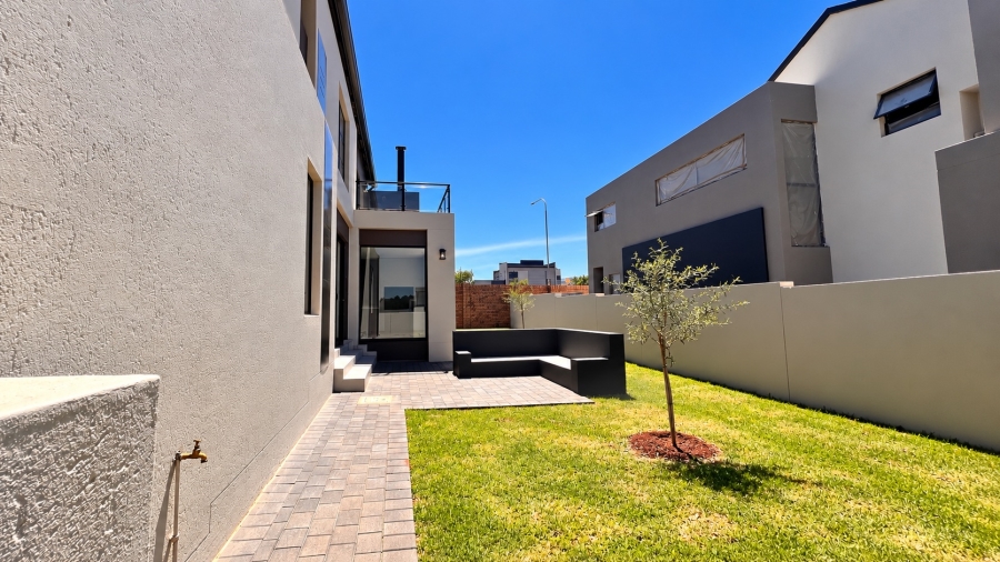 4 Bedroom Property for Sale in Fountainbrook Estate Gauteng