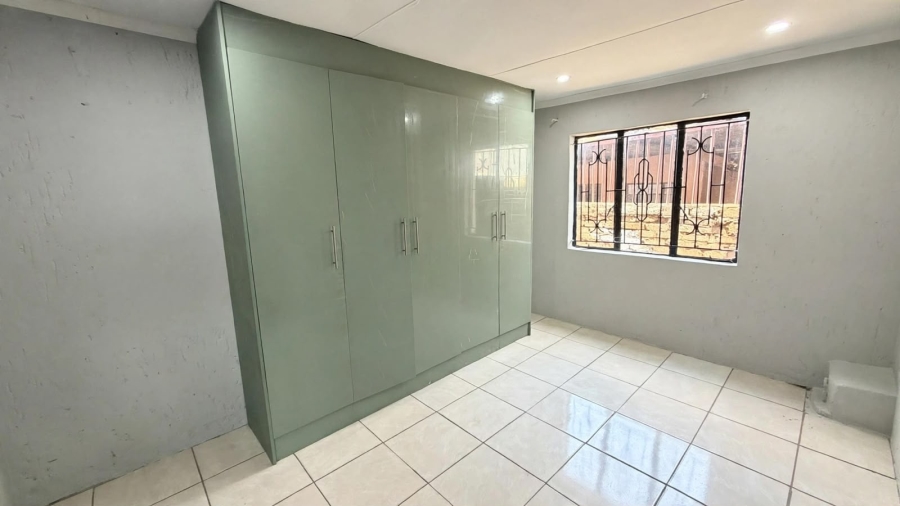 3 Bedroom Property for Sale in Soshanguve East Ext 4 Gauteng