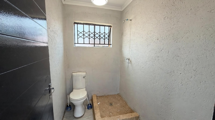 3 Bedroom Property for Sale in Soshanguve East Ext 4 Gauteng